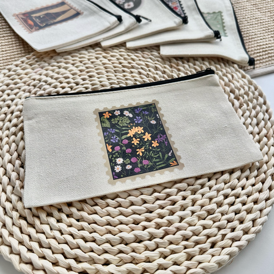 Black Floral Zipper pouch